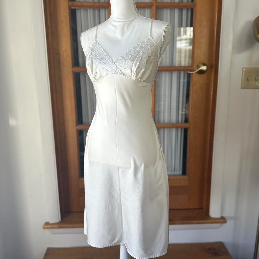 Vintage ivory slip dress bridal lingerie size S 34 bust